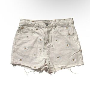 Floral Embroidered Women's Denim Shorts